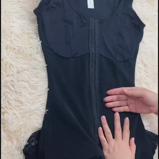 Body Modelador de Uma Peça com Corpete de Barriga com Decote
